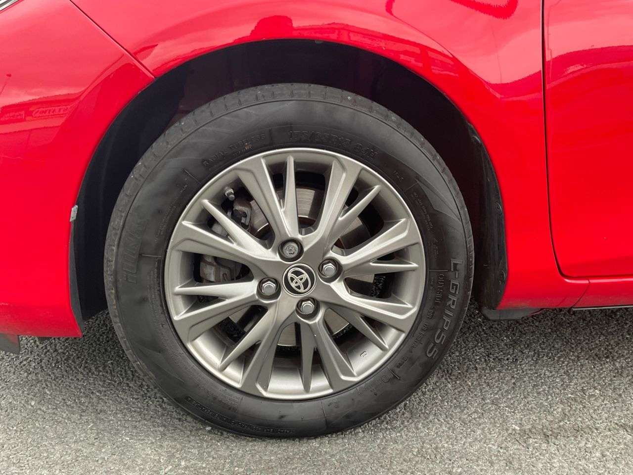 2019 TOYOTA YARIS 2019 TOYOTA YARIS