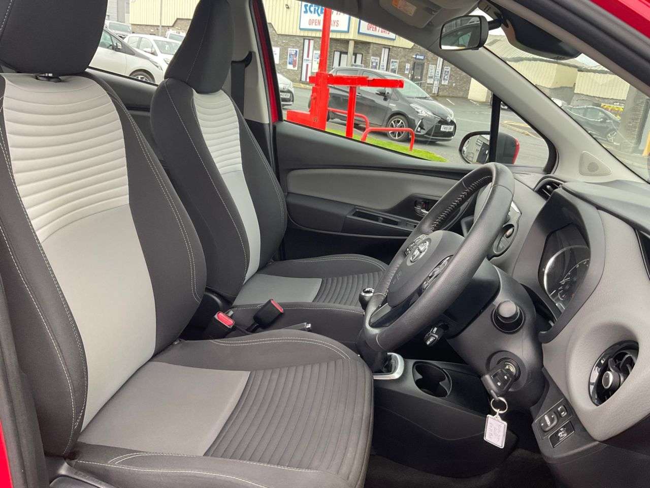 2019 TOYOTA YARIS 2019 TOYOTA YARIS
