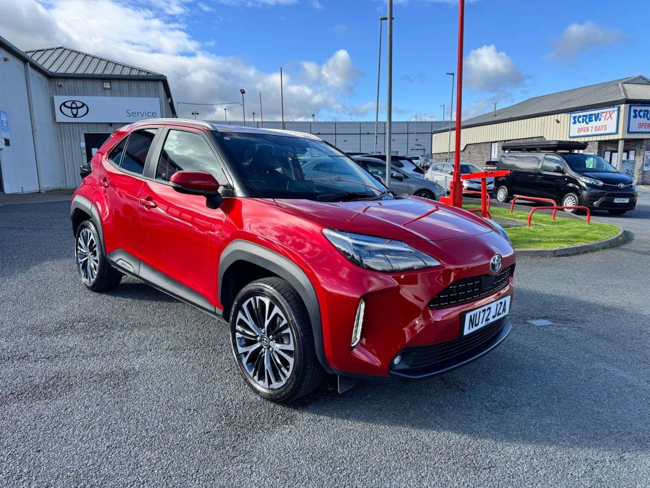 A 2022 TOYOTA YARIS CROSS 1.5 VVT-h Excel SUV 5dr Petrol Hybrid E-CVT Euro 6 (s/s) (116 ps) A 2022 TOYOTA YARIS CROSS 1.5 VVT-h Excel SUV 5dr Petrol Hybrid E-CVT Euro 6 (s/s) (116 ps)