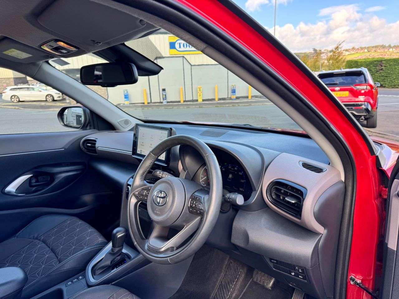 2022 TOYOTA YARIS CROSS 2022 TOYOTA YARIS CROSS