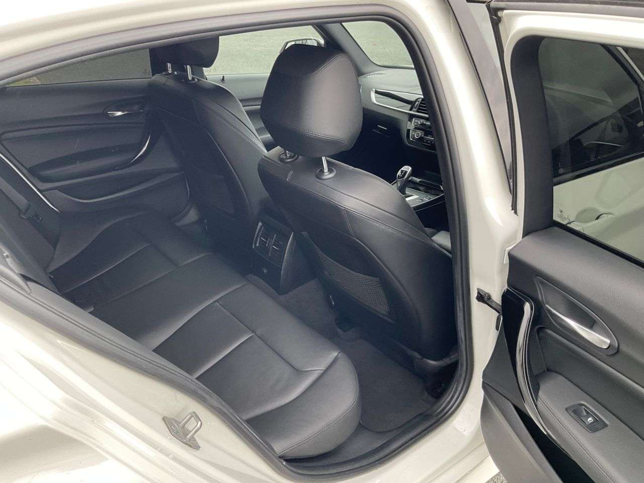 2018 BMW 1 SERIES 2018 BMW 1 SERIES