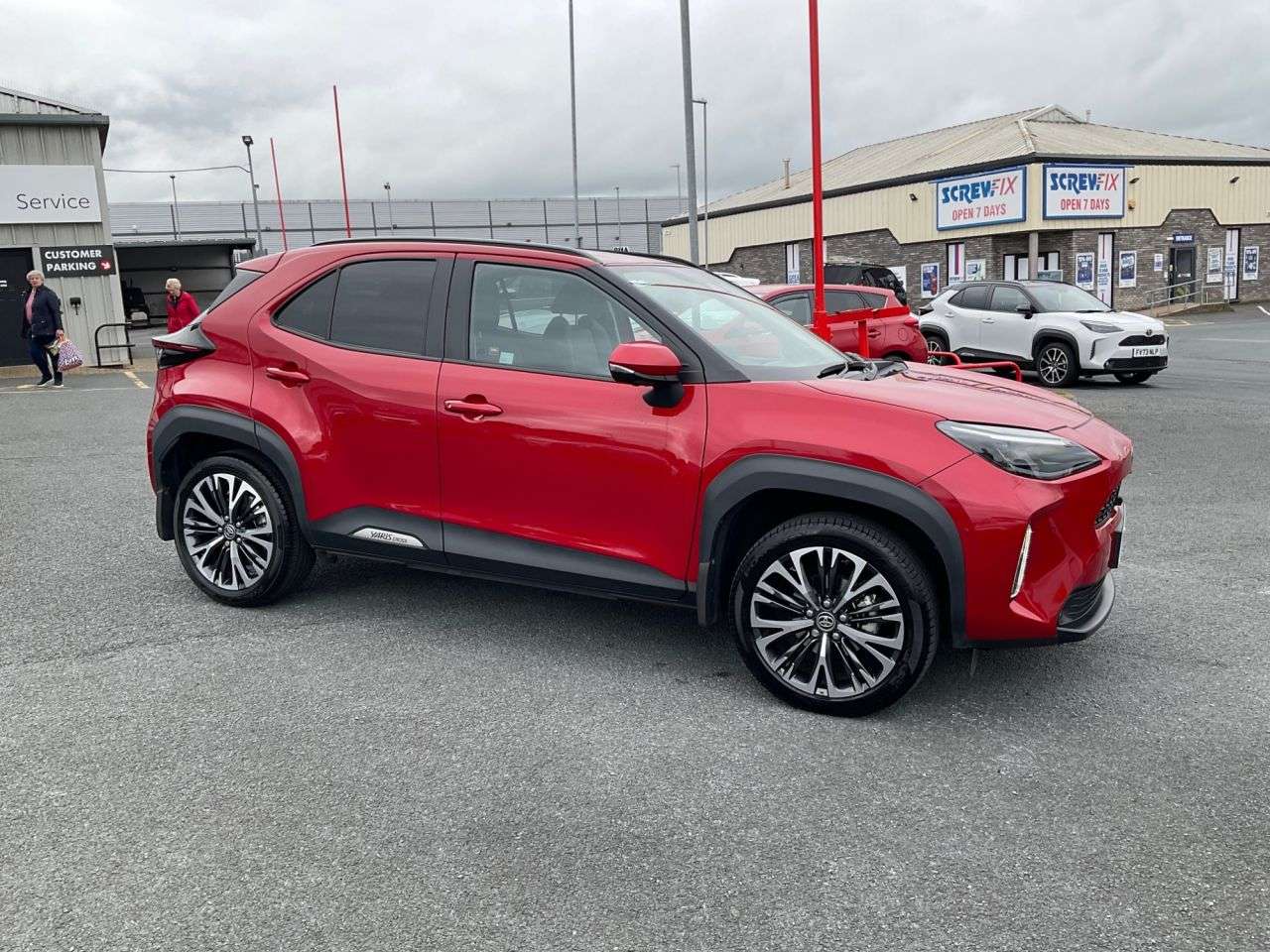 A 2024 TOYOTA YARIS CROSS 1.5 VVT-h Excel SUV 5dr Petrol Hybrid E-CVT Euro 6 (s/s) (116 ps) A 2024 TOYOTA YARIS CROSS 1.5 VVT-h Excel SUV 5dr Petrol Hybrid E-CVT Euro 6 (s/s) (116 ps)