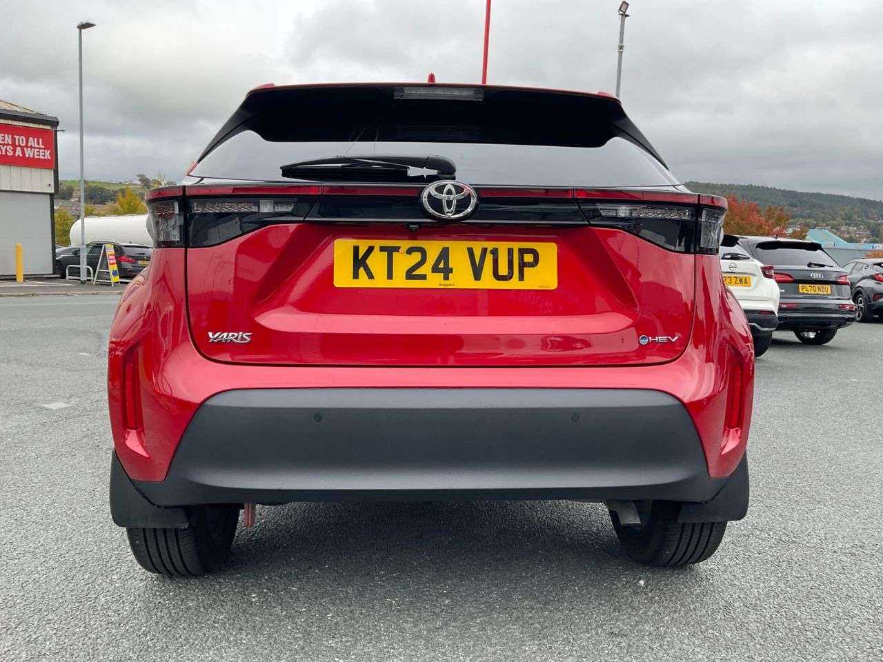 2024 TOYOTA YARIS CROSS 2024 TOYOTA YARIS CROSS