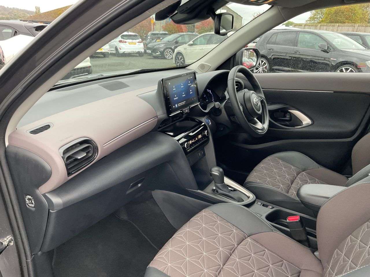 2023 TOYOTA YARIS CROSS 2023 TOYOTA YARIS CROSS