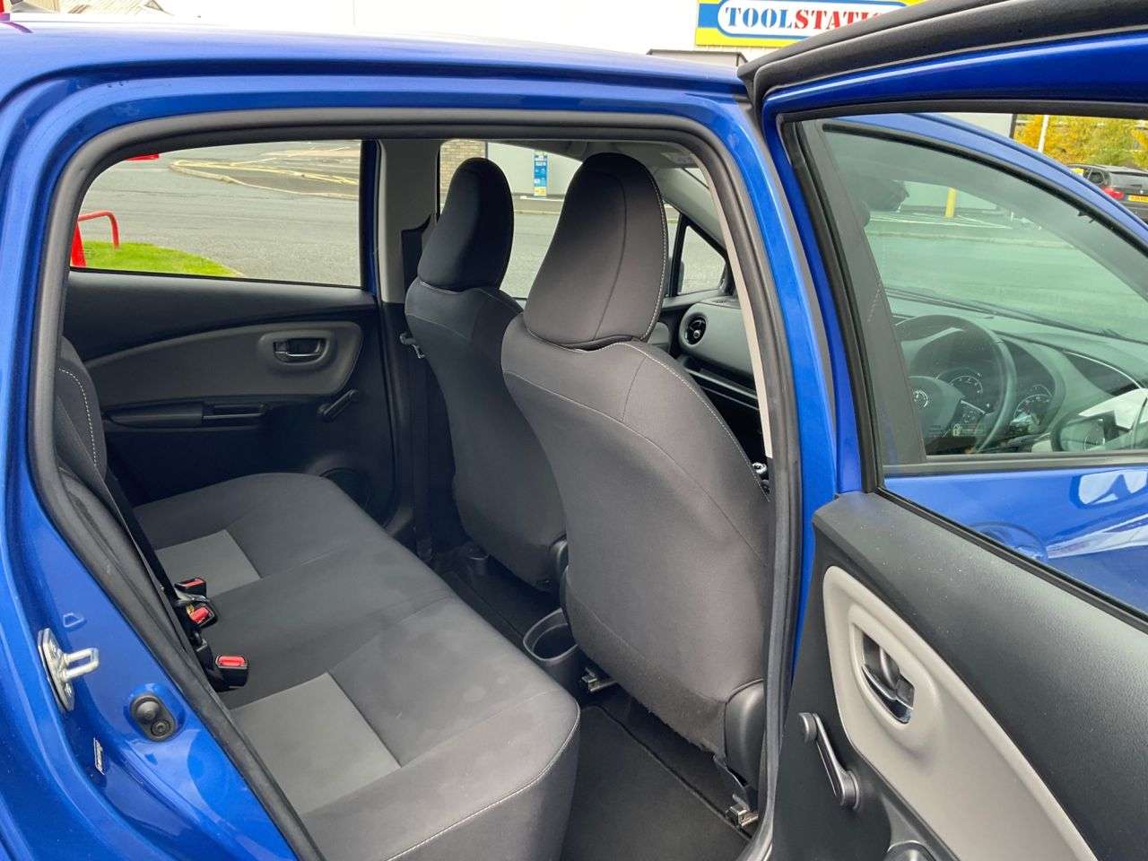 2019 TOYOTA YARIS 2019 TOYOTA YARIS