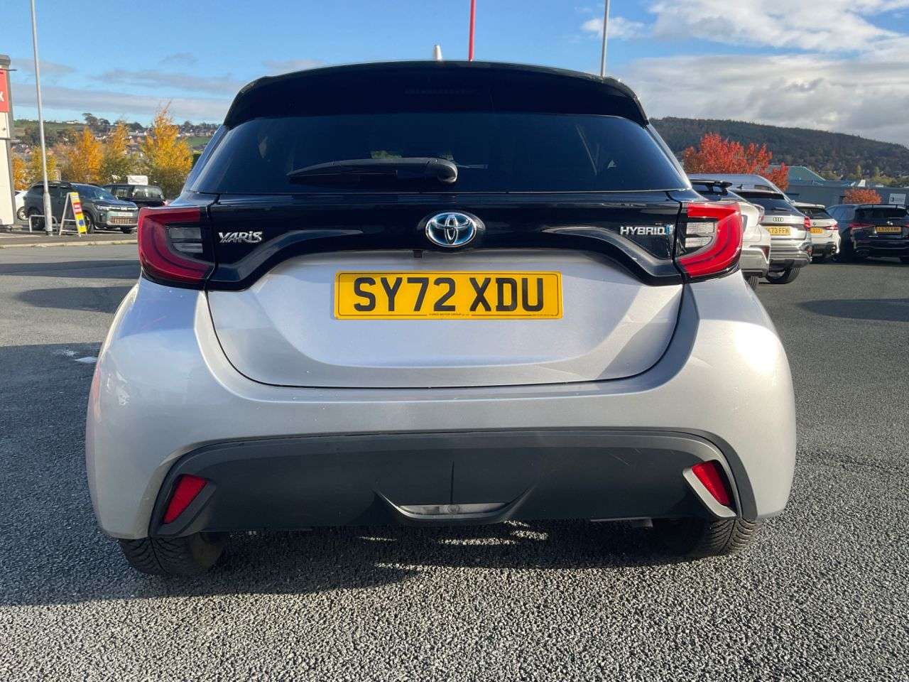A 2022 TOYOTA YARIS 1.5 VVT-h Design Hatchback 5dr Petrol Hybrid E-CVT Euro 6 (s/s) (116 ps) A 2022 TOYOTA YARIS 1.5 VVT-h Design Hatchback 5dr Petrol Hybrid E-CVT Euro 6 (s/s) (116 ps)