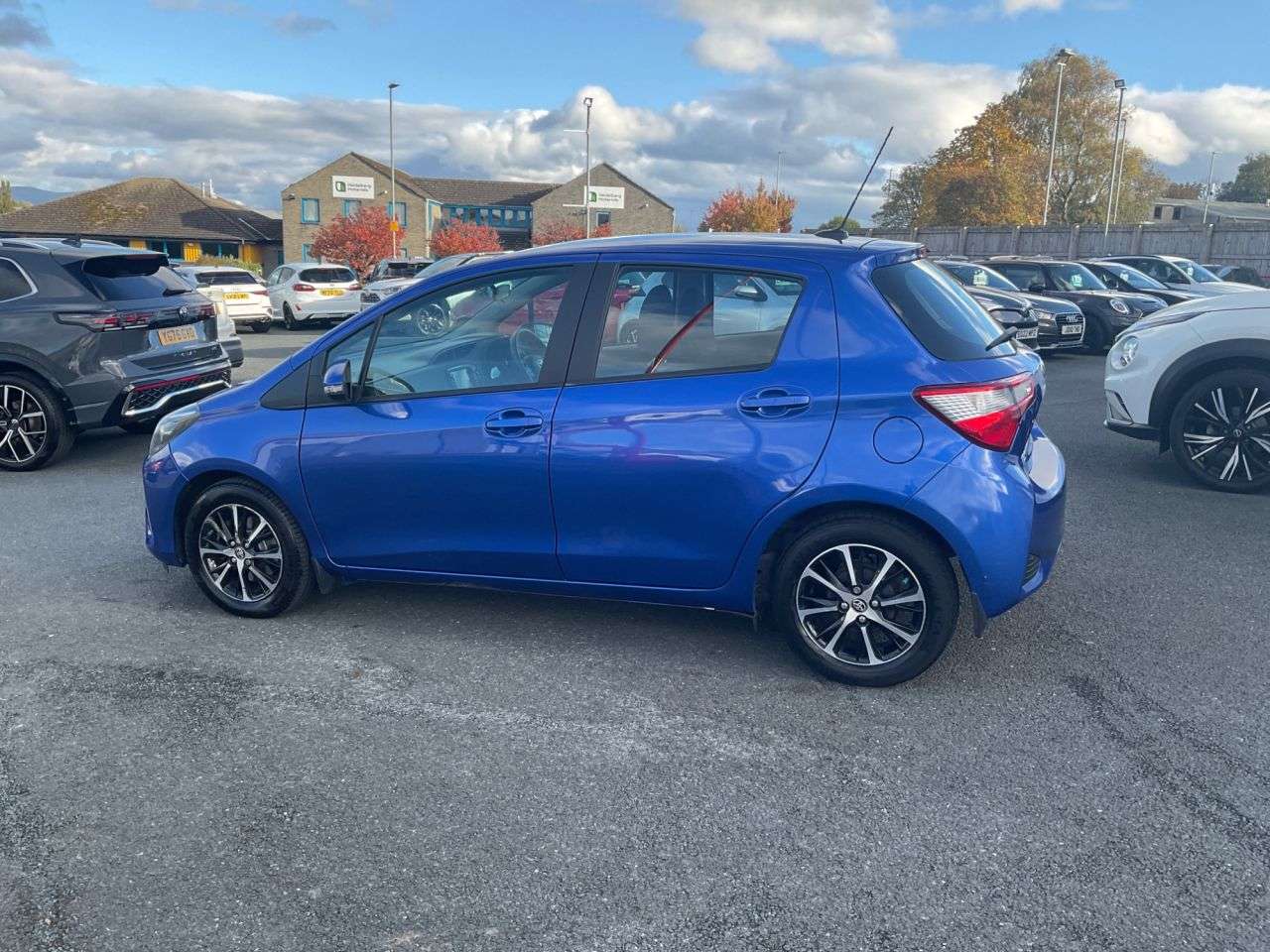 2018 TOYOTA YARIS 2018 TOYOTA YARIS