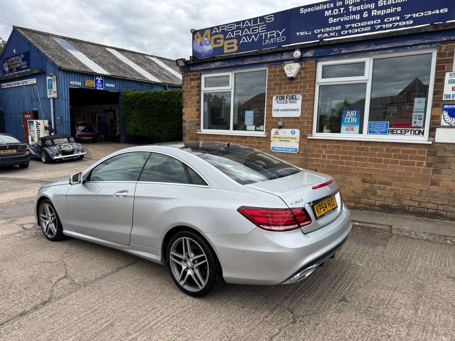 A 2014 MERCEDES-BENZ E CLASS 3.0 E350d V6 BlueTEC AMG Line A 2014 MERCEDES-BENZ E CLASS 3.0 E350d V6 BlueTEC AMG Line