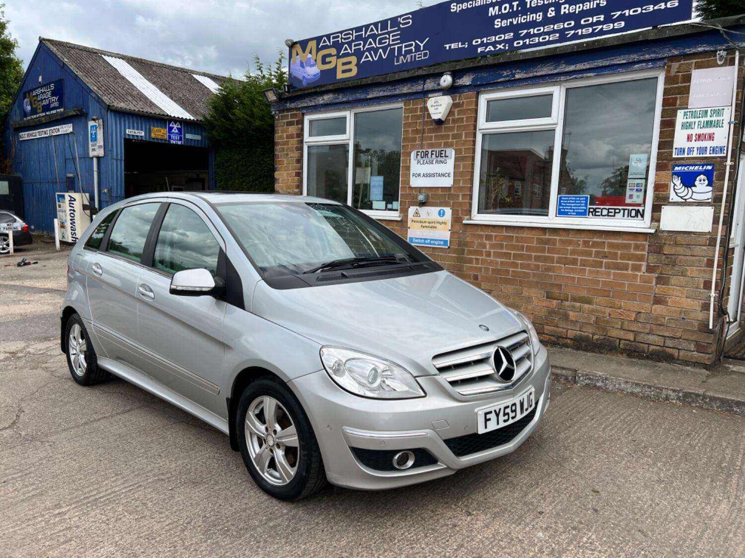 A 2009 MERCEDES-BENZ B CLASS 2.0 B180 CDI SE A 2009 MERCEDES-BENZ B CLASS 2.0 B180 CDI SE