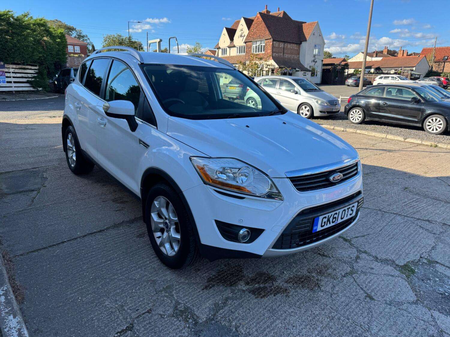 2011 FORD KUGA 2011 FORD KUGA