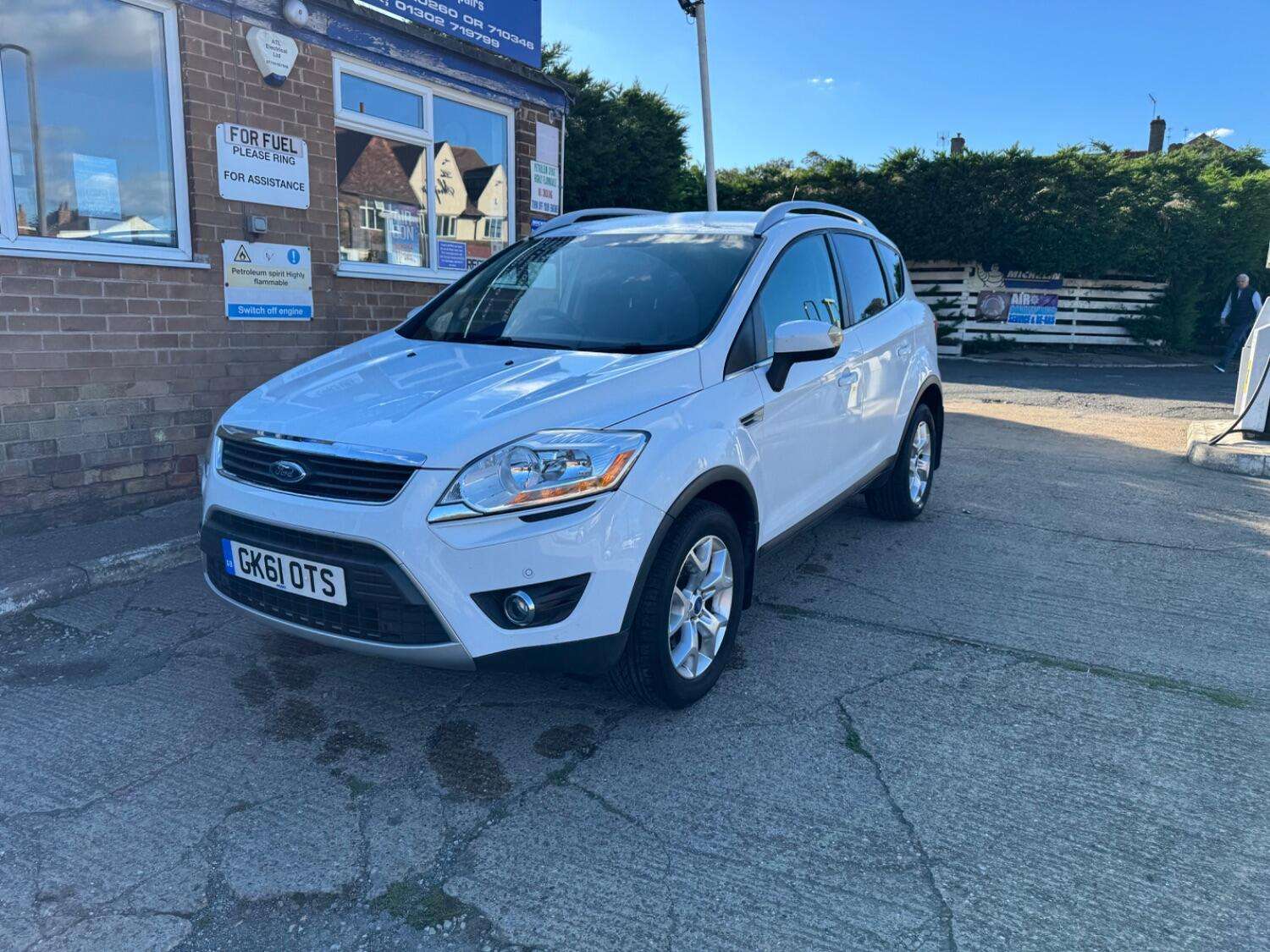 2011 FORD KUGA 2011 FORD KUGA