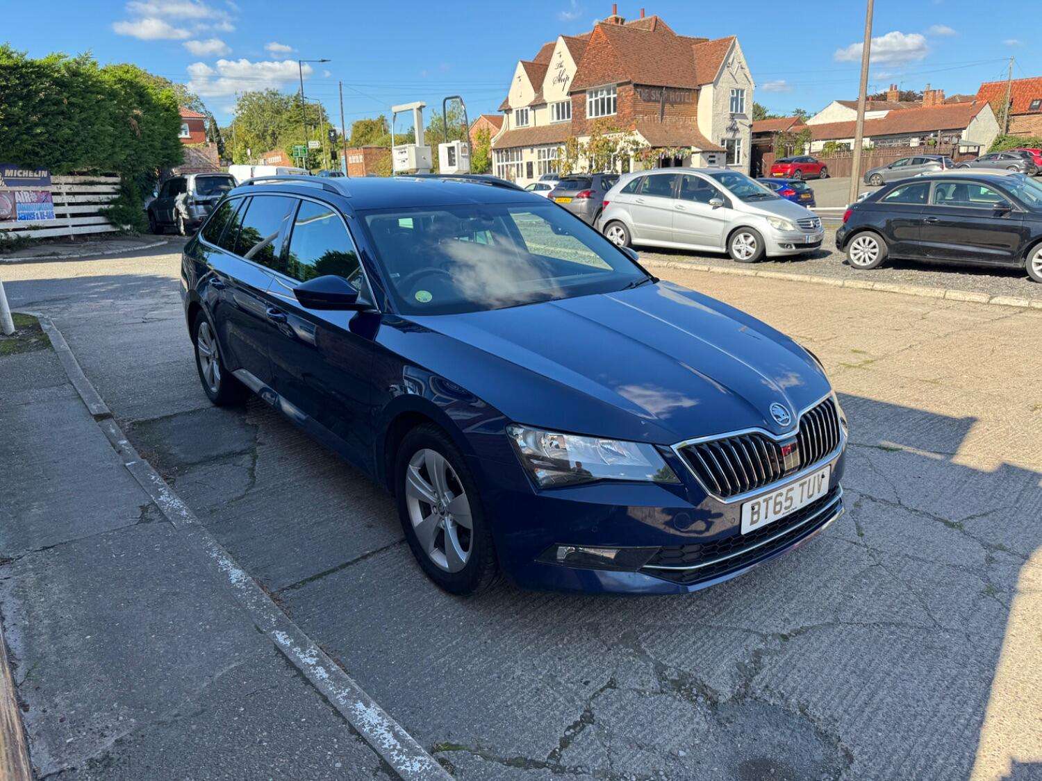 2015 SKODA SUPERB 2015 SKODA SUPERB