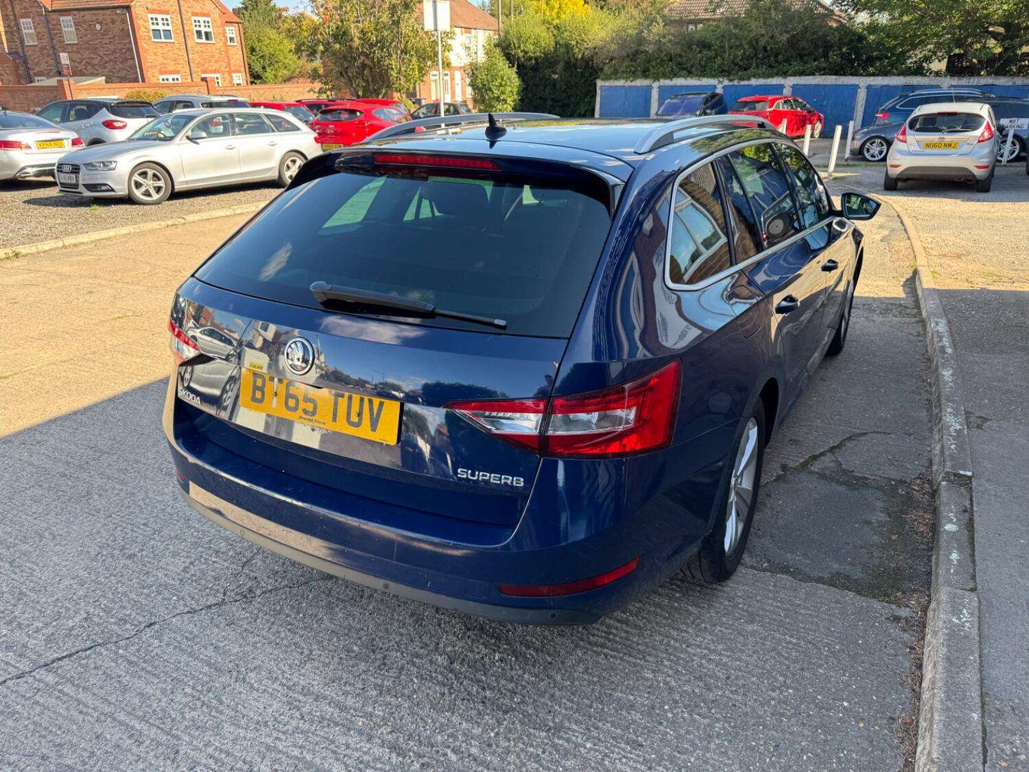 2015 SKODA SUPERB 2015 SKODA SUPERB