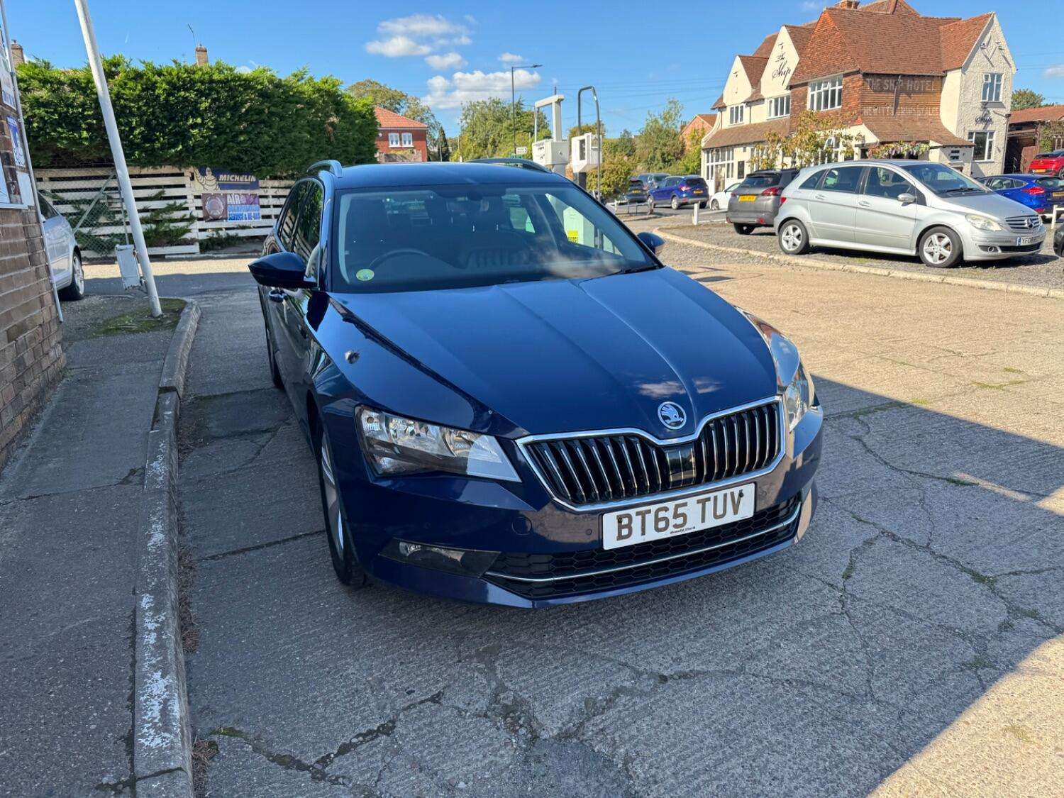 2015 SKODA SUPERB 2015 SKODA SUPERB