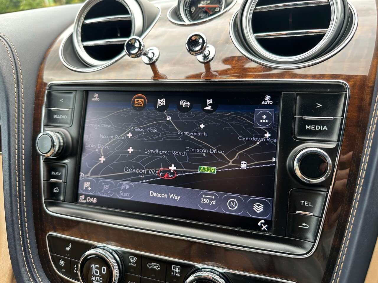 2018 BENTLEY BENTAYGA 2018 BENTLEY BENTAYGA