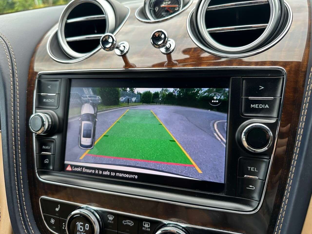 2018 BENTLEY BENTAYGA 2018 BENTLEY BENTAYGA