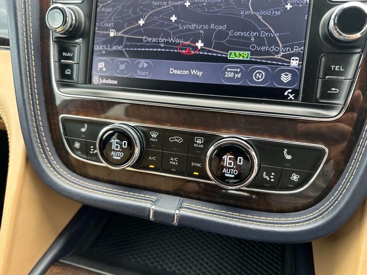 2018 BENTLEY BENTAYGA 2018 BENTLEY BENTAYGA