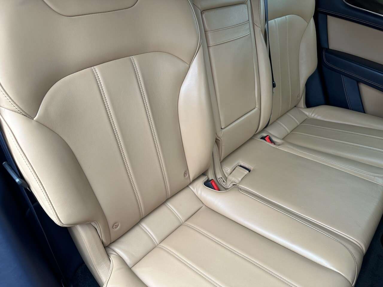 2018 BENTLEY BENTAYGA 2018 BENTLEY BENTAYGA