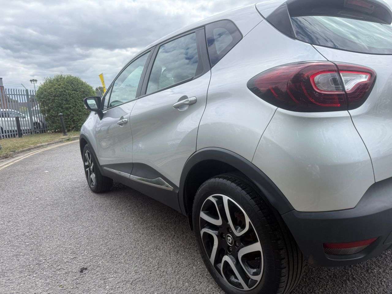 2017 RENAULT CAPTUR 2017 RENAULT CAPTUR