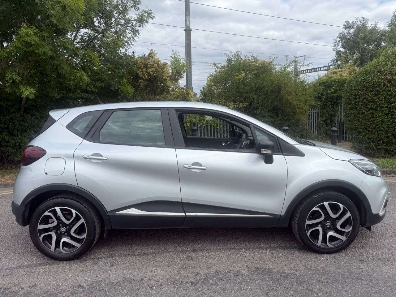 2017 RENAULT CAPTUR 2017 RENAULT CAPTUR