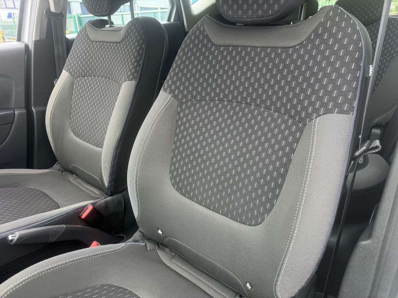 2017 RENAULT CAPTUR 2017 RENAULT CAPTUR