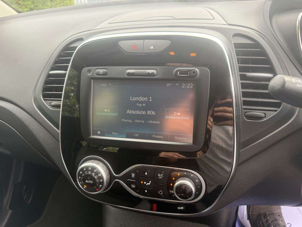 2017 RENAULT CAPTUR 2017 RENAULT CAPTUR