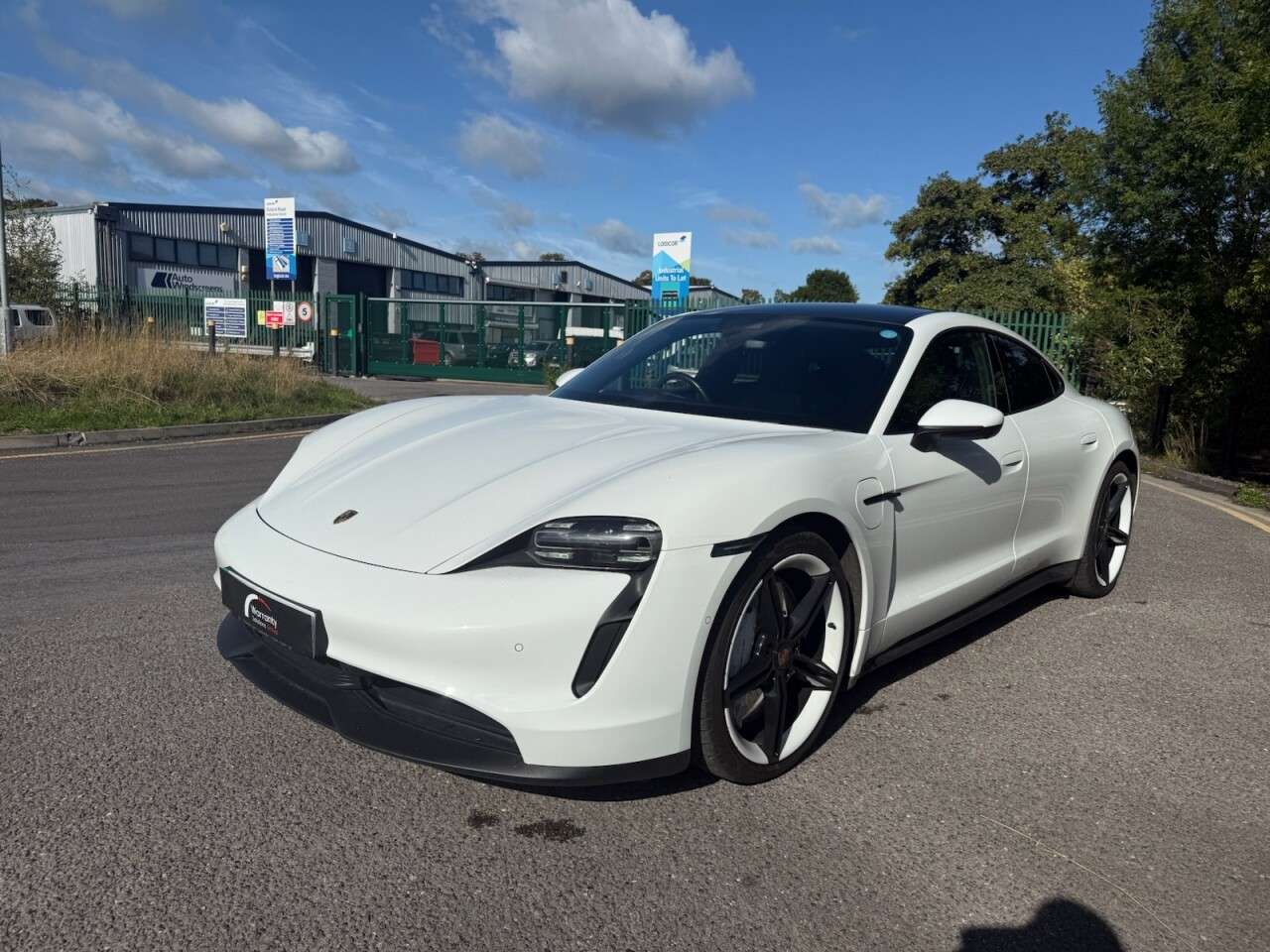 2020 PORSCHE TAYCAN 2020 PORSCHE TAYCAN