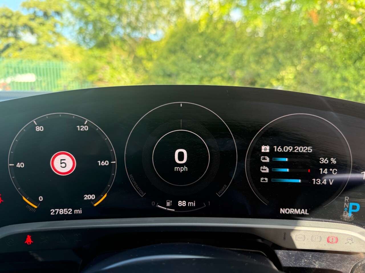 2020 PORSCHE TAYCAN 2020 PORSCHE TAYCAN