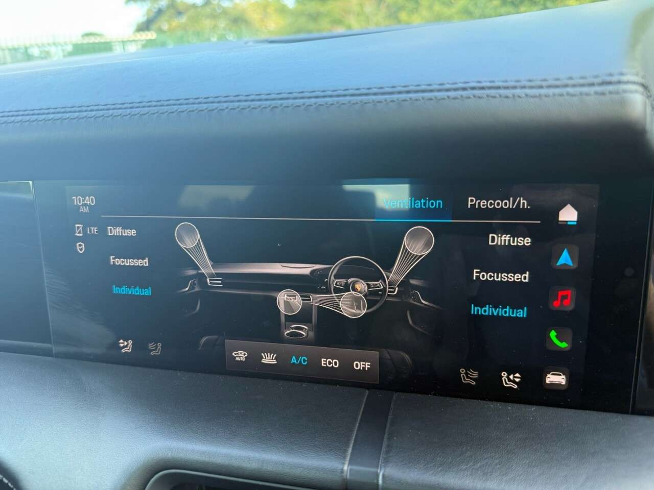 2020 PORSCHE TAYCAN 2020 PORSCHE TAYCAN