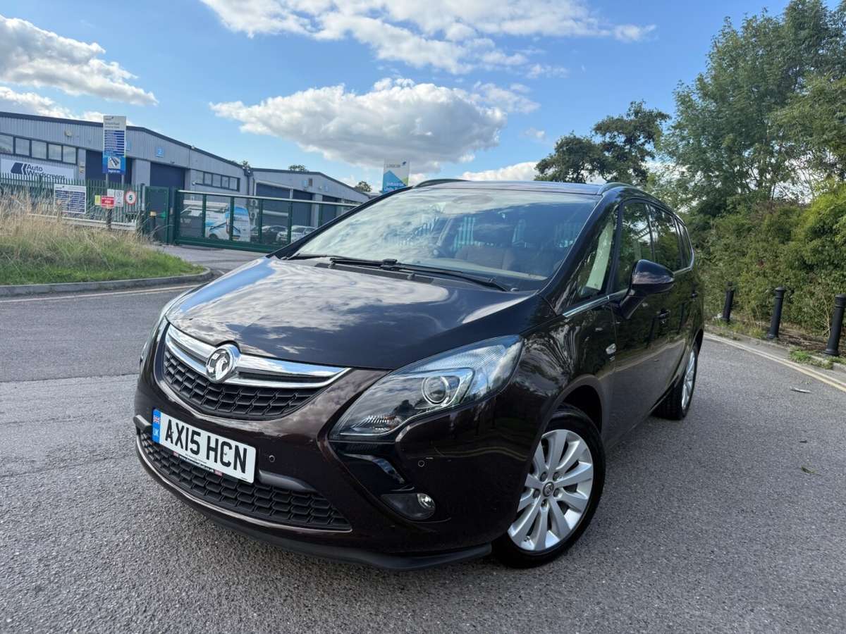 Check out this Vauxhall Zafira Tourer 2015 Petrol Manual