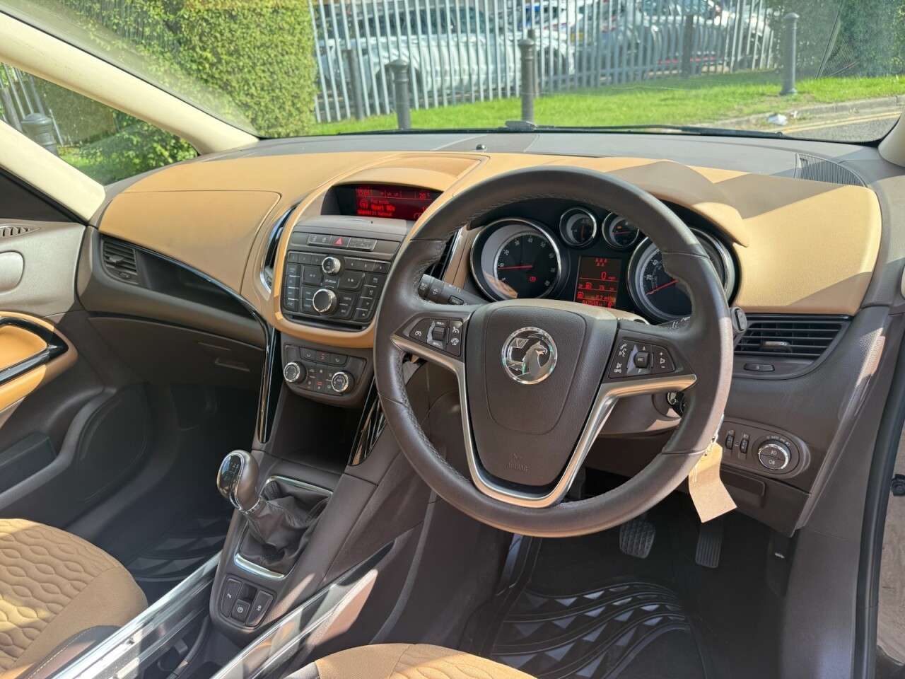 2015 VAUXHALL ZAFIRA TOURER 2015 VAUXHALL ZAFIRA TOURER