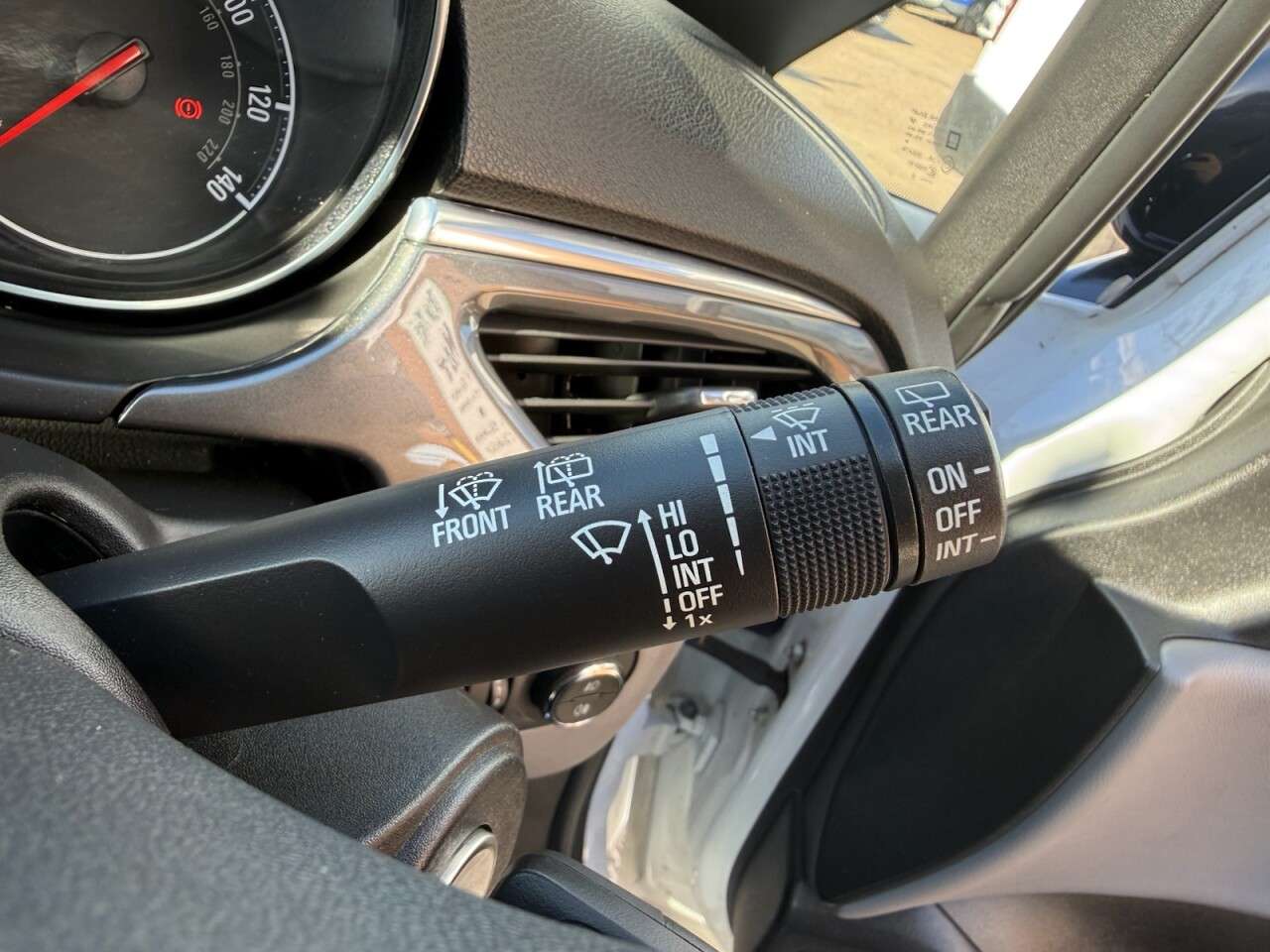 2015 VAUXHALL CORSA 2015 VAUXHALL CORSA