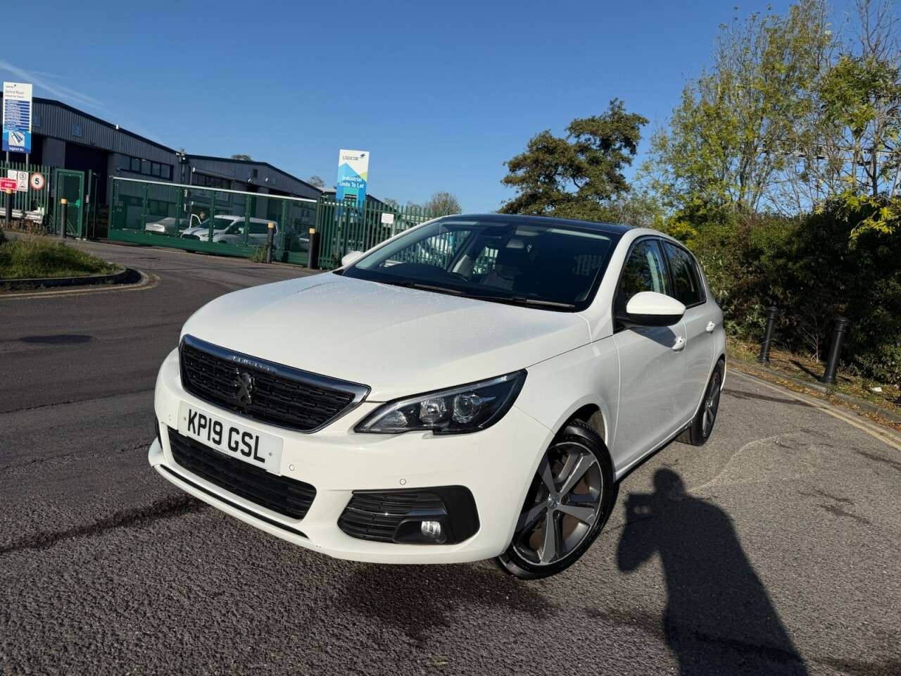A 2019 PEUGEOT 308 1.2 PureTech GPF Allure Hatchback 5dr Petrol EAT Euro 6 (s/s) (130 ps) Euro A 2019 PEUGEOT 308 1.2 PureTech GPF Allure Hatchback 5dr Petrol EAT Euro 6 (s/s) (130 ps) Euro