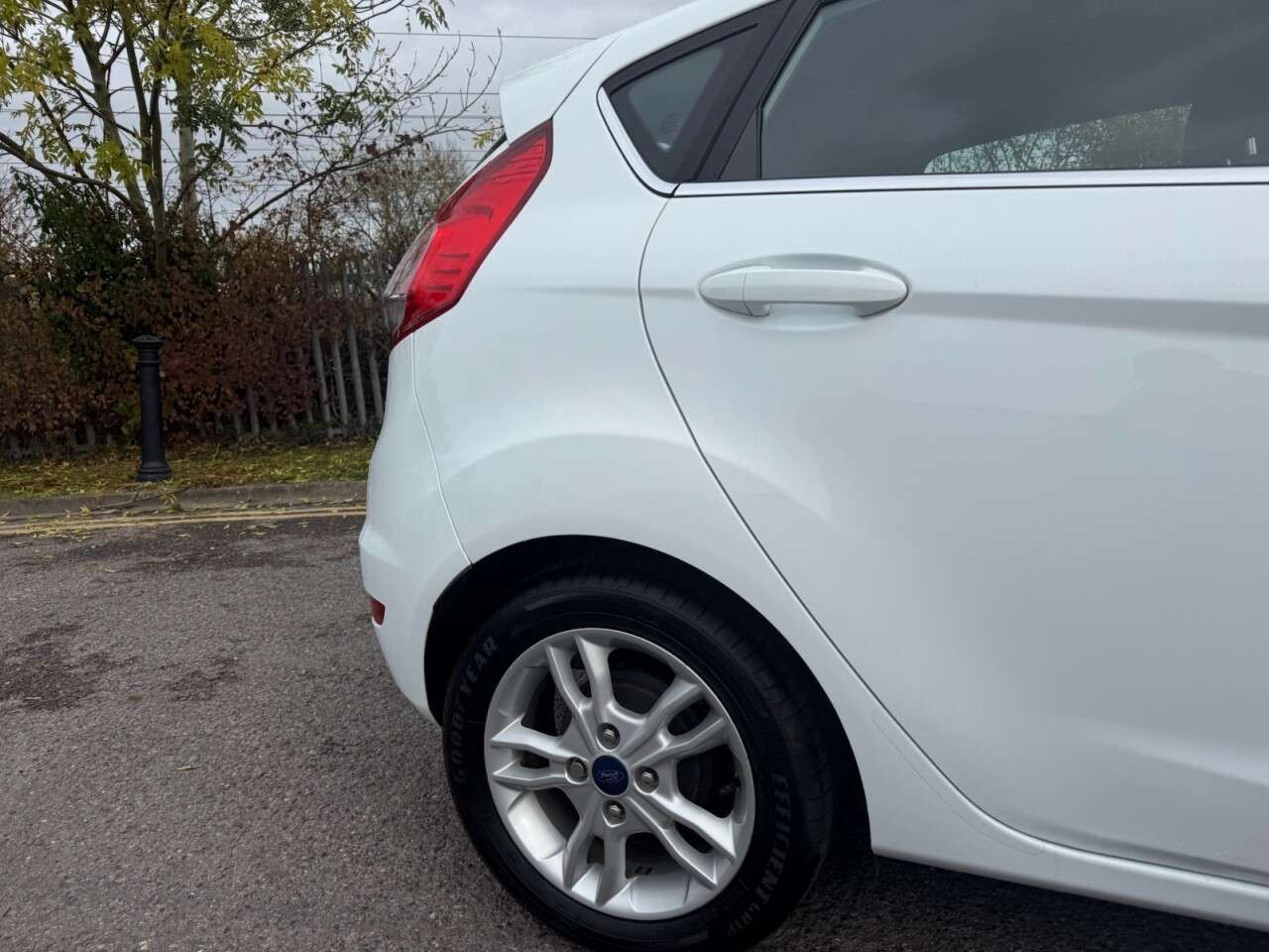 2015 FORD FIESTA 2015 FORD FIESTA