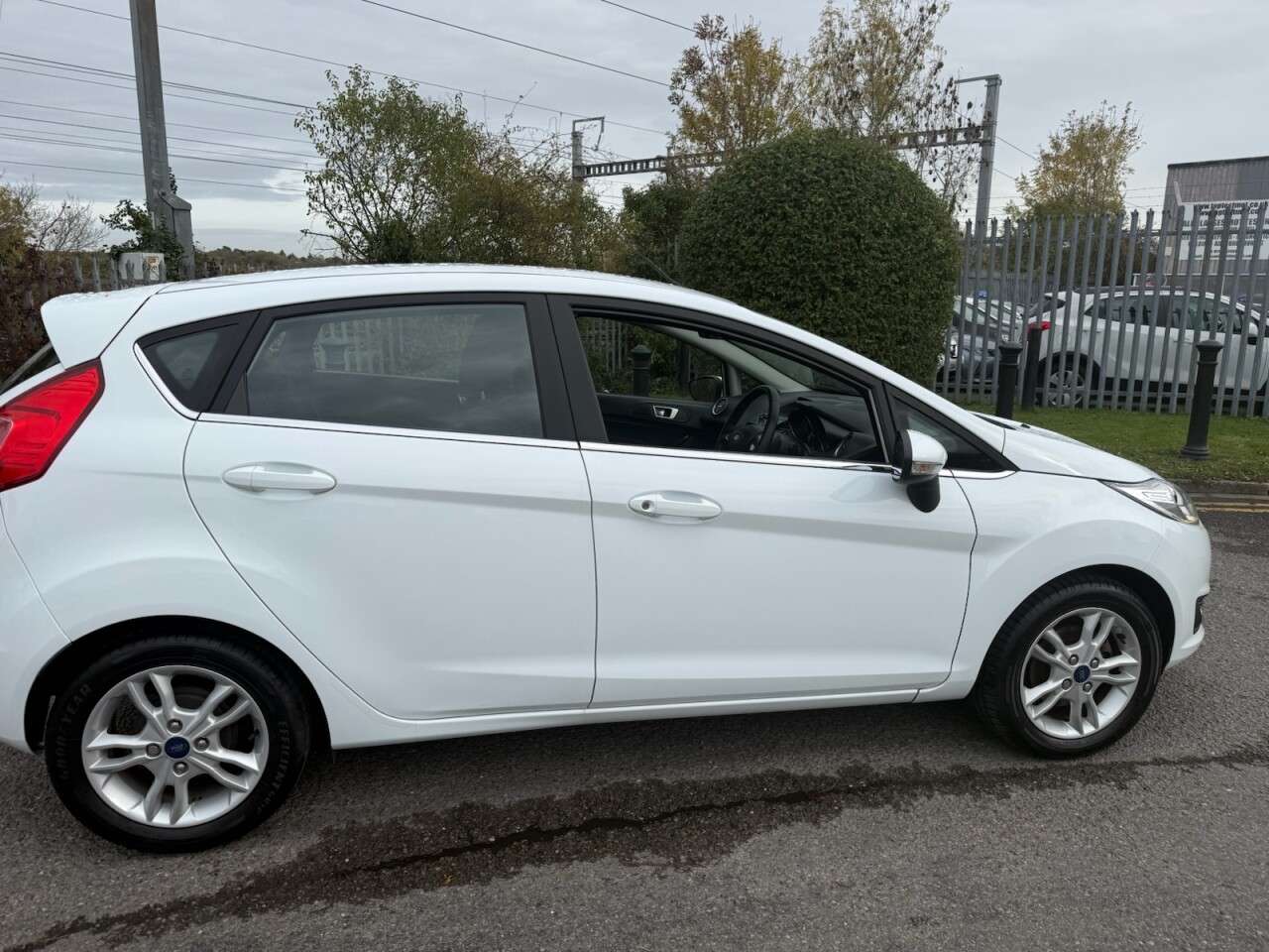 2015 FORD FIESTA 2015 FORD FIESTA