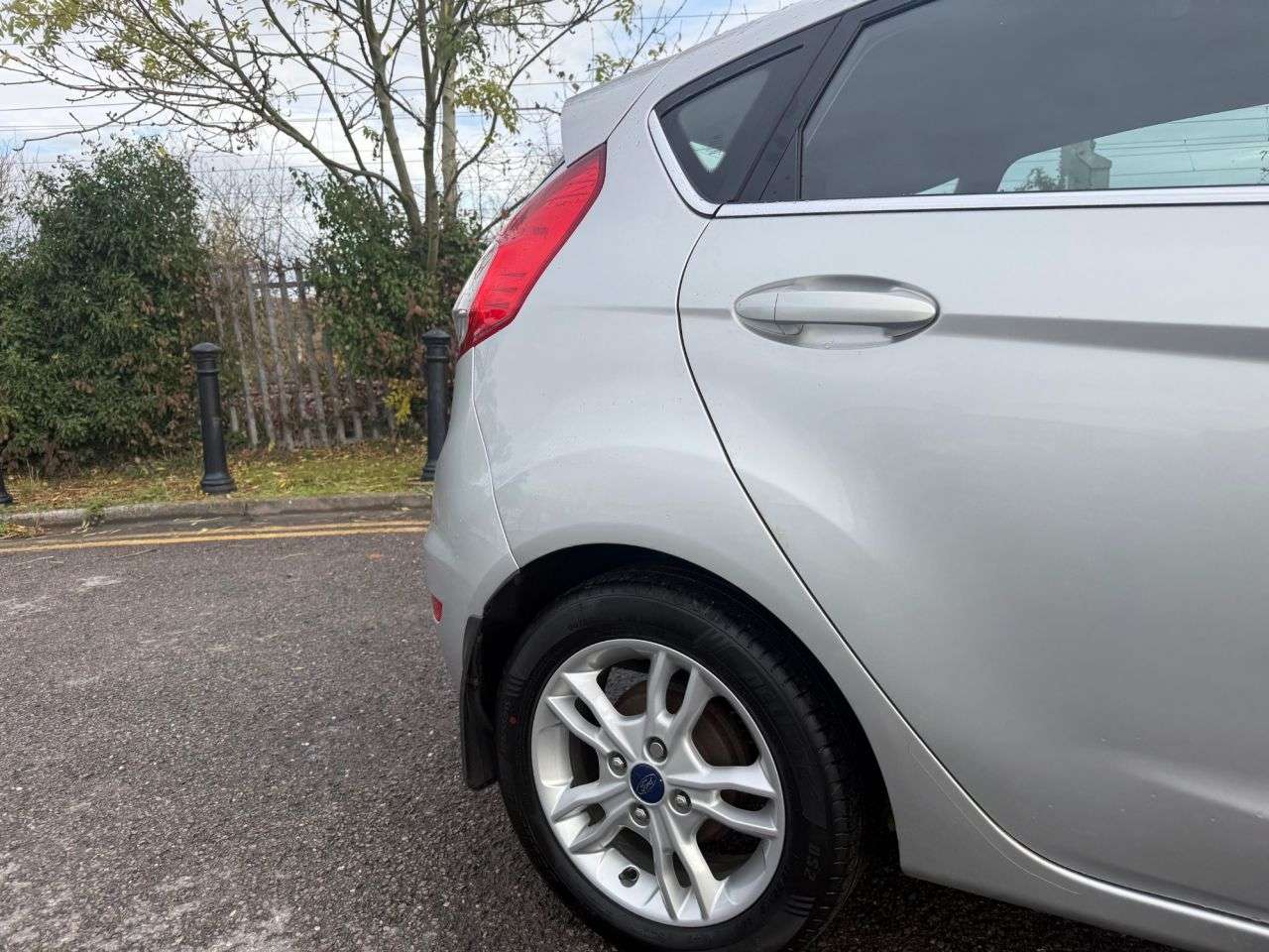 2015 FORD FIESTA 2015 FORD FIESTA