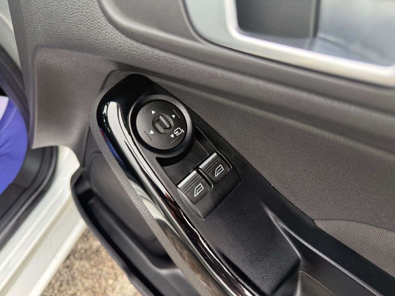 2015 FORD FIESTA 2015 FORD FIESTA