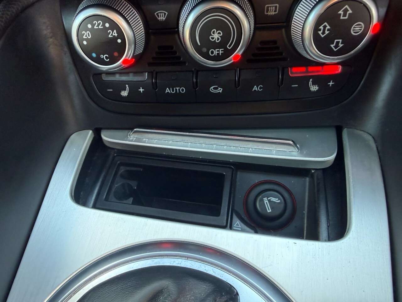 2010 AUDI TT 2010 AUDI TT