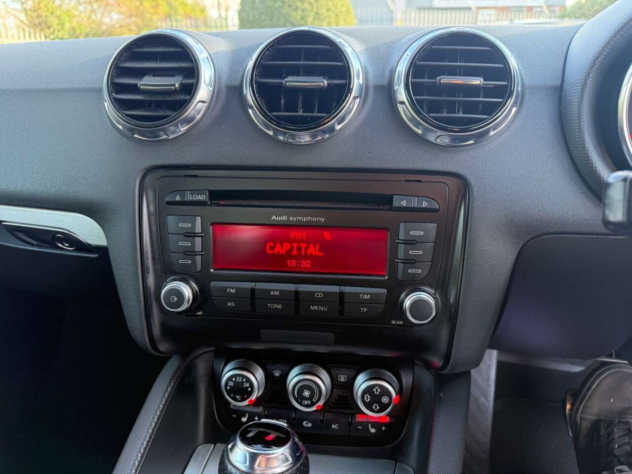 2010 AUDI TT 2010 AUDI TT