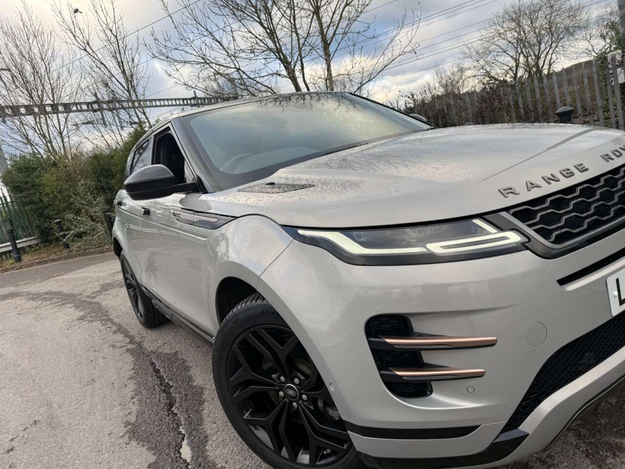 2019 LAND ROVER RANGE ROVER EVOQUE 2019 LAND ROVER RANGE ROVER EVOQUE