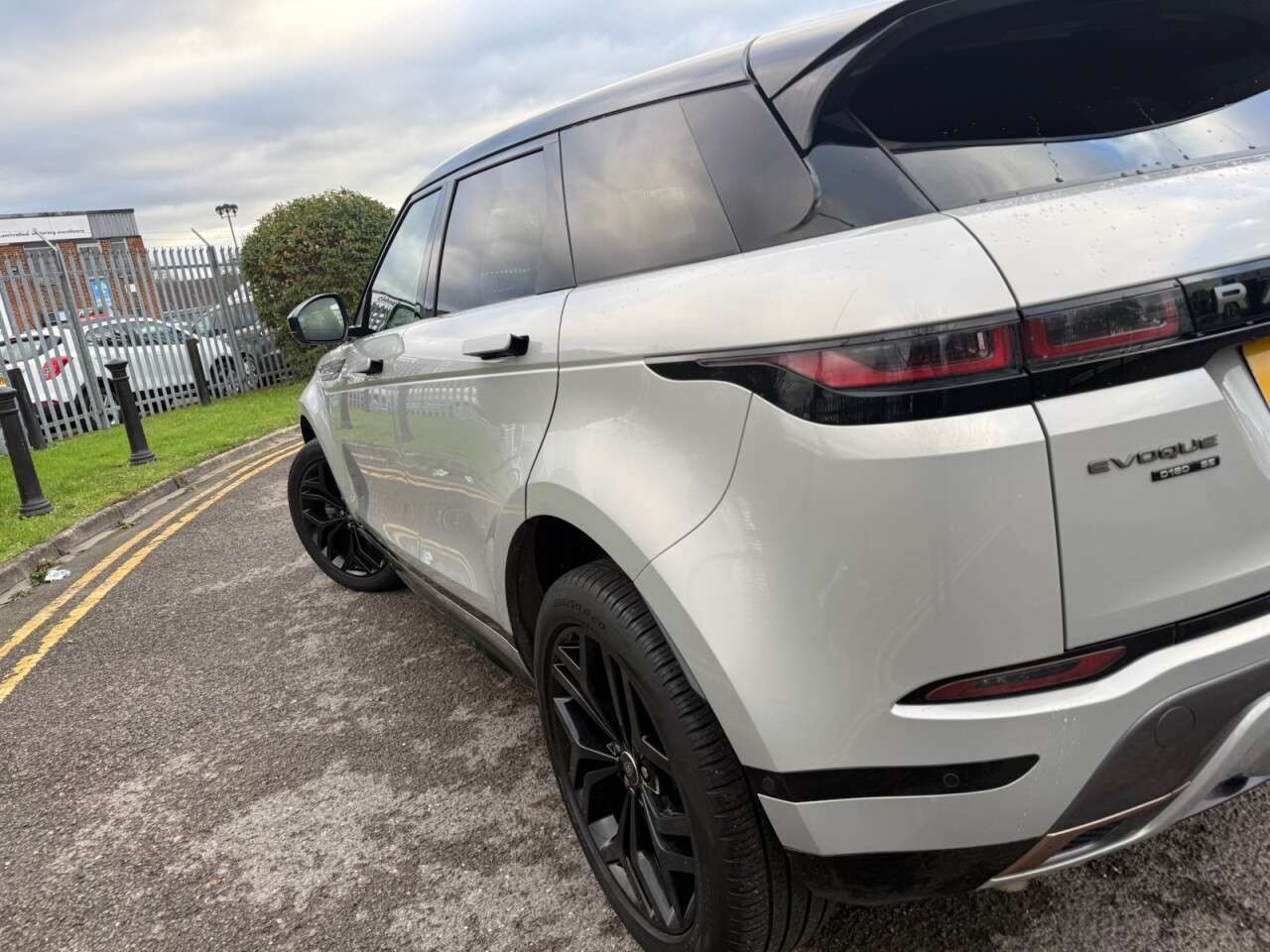 2019 LAND ROVER RANGE ROVER EVOQUE 2019 LAND ROVER RANGE ROVER EVOQUE