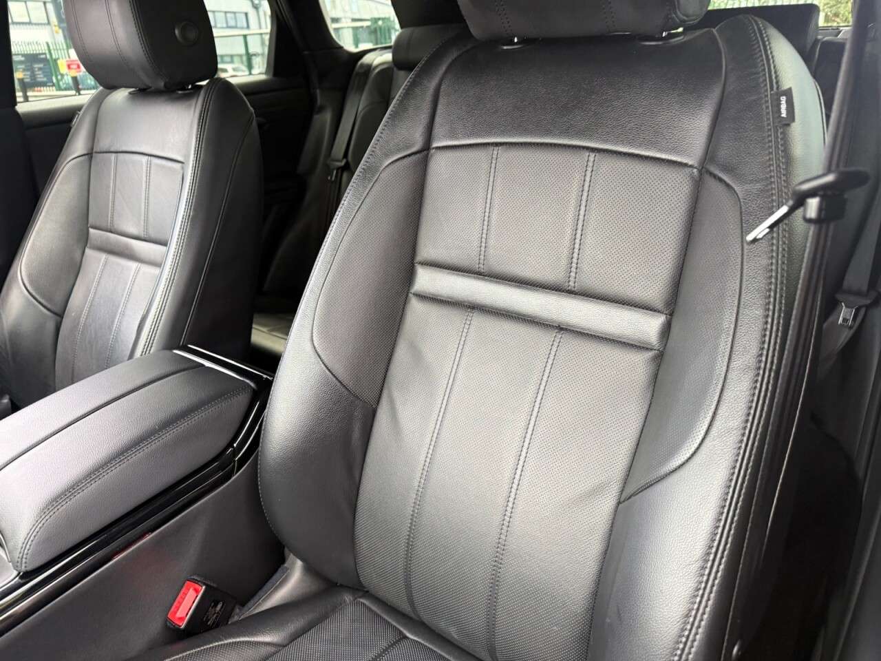 2019 LAND ROVER RANGE ROVER EVOQUE 2019 LAND ROVER RANGE ROVER EVOQUE