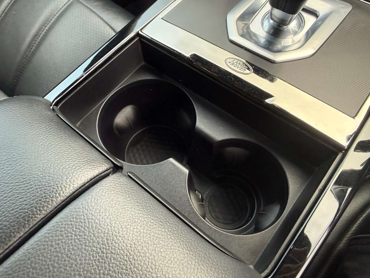 2019 LAND ROVER RANGE ROVER EVOQUE 2019 LAND ROVER RANGE ROVER EVOQUE