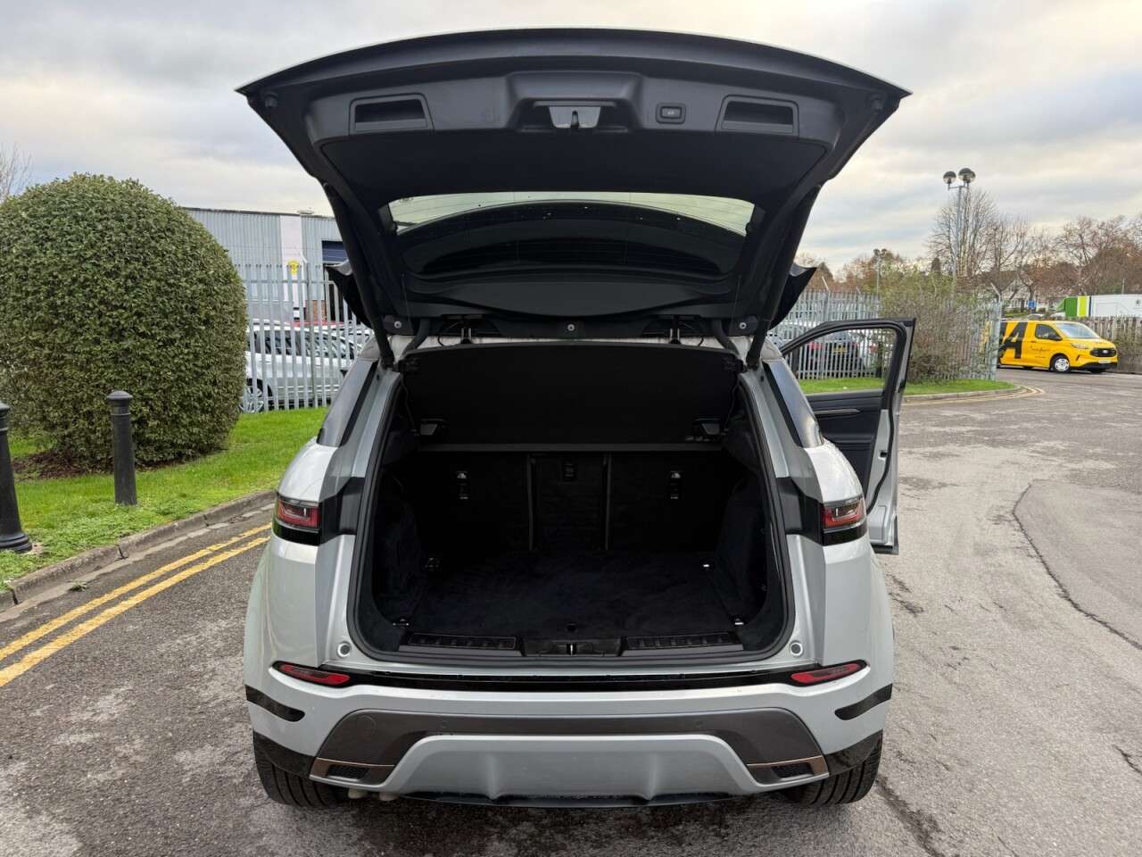 2019 LAND ROVER RANGE ROVER EVOQUE 2019 LAND ROVER RANGE ROVER EVOQUE