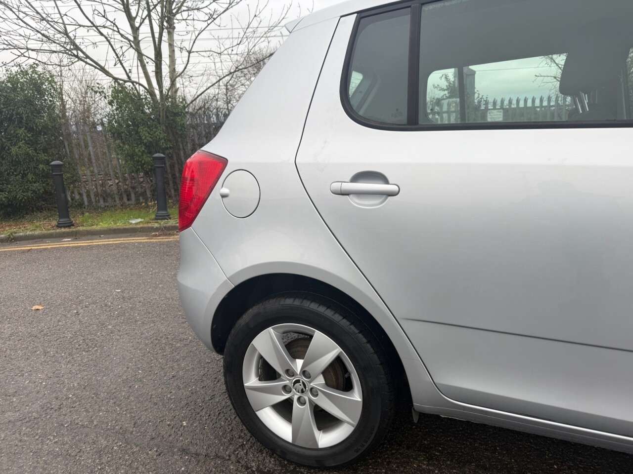 2014 SKODA FABIA 2014 SKODA FABIA