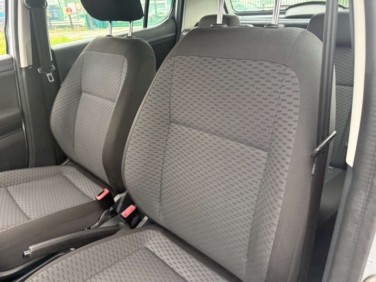 2014 SKODA FABIA 2014 SKODA FABIA