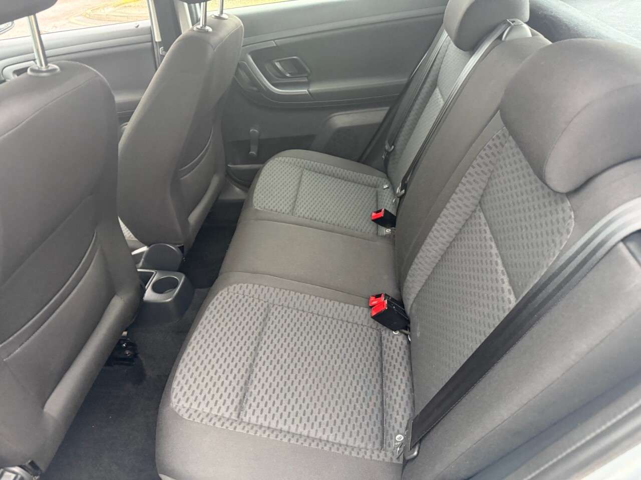 2014 SKODA FABIA 2014 SKODA FABIA