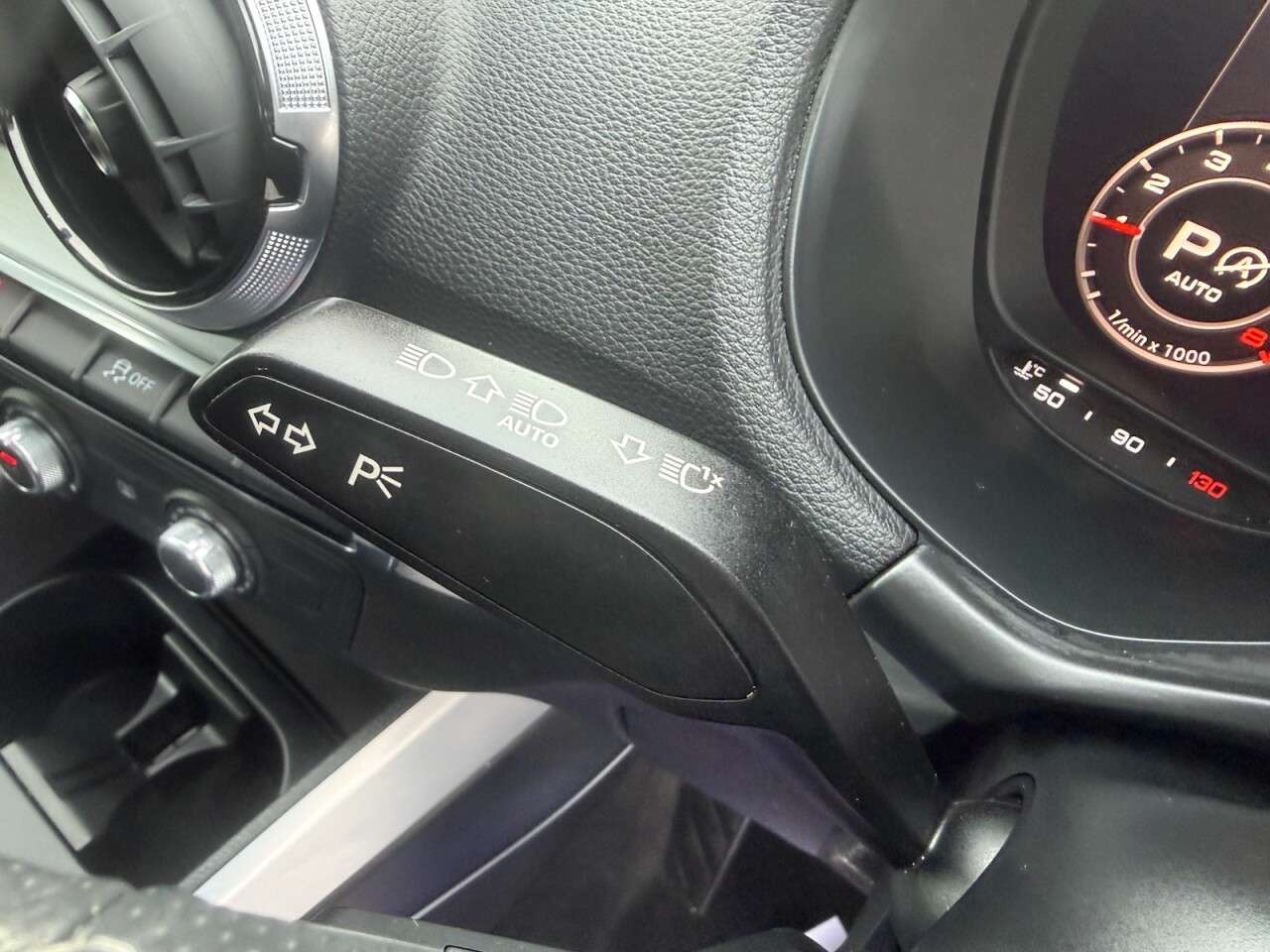 2021 AUDI Q2 2021 AUDI Q2