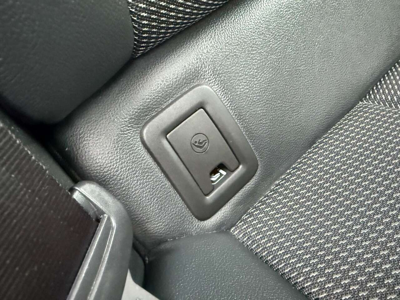 2021 AUDI Q2 2021 AUDI Q2