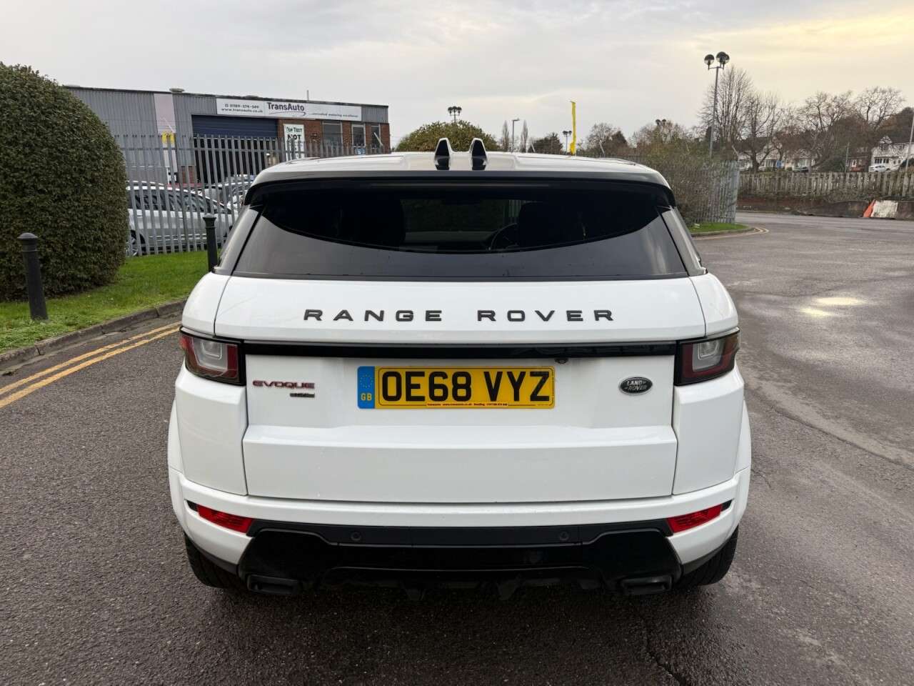 A 2018 LAND ROVER RANGE ROVER EVOQUE 2.0 TD4 HSE Dynamic SUV 5dr Diesel Auto 4WD Euro 6 (s/s) (180 ps) Euro 6, N A 2018 LAND ROVER RANGE ROVER EVOQUE 2.0 TD4 HSE Dynamic SUV 5dr Diesel Auto 4WD Euro 6 (s/s) (180 ps) Euro 6, N